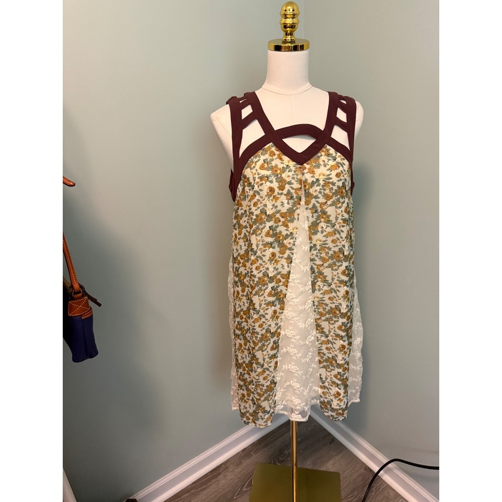 Ryu Floral Lace Cage Neck Shift Dress Burgundy Yellow Small Boho Bow Back